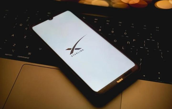 Интернет от Илона Маска: Starlink официально заработал в Казахстане