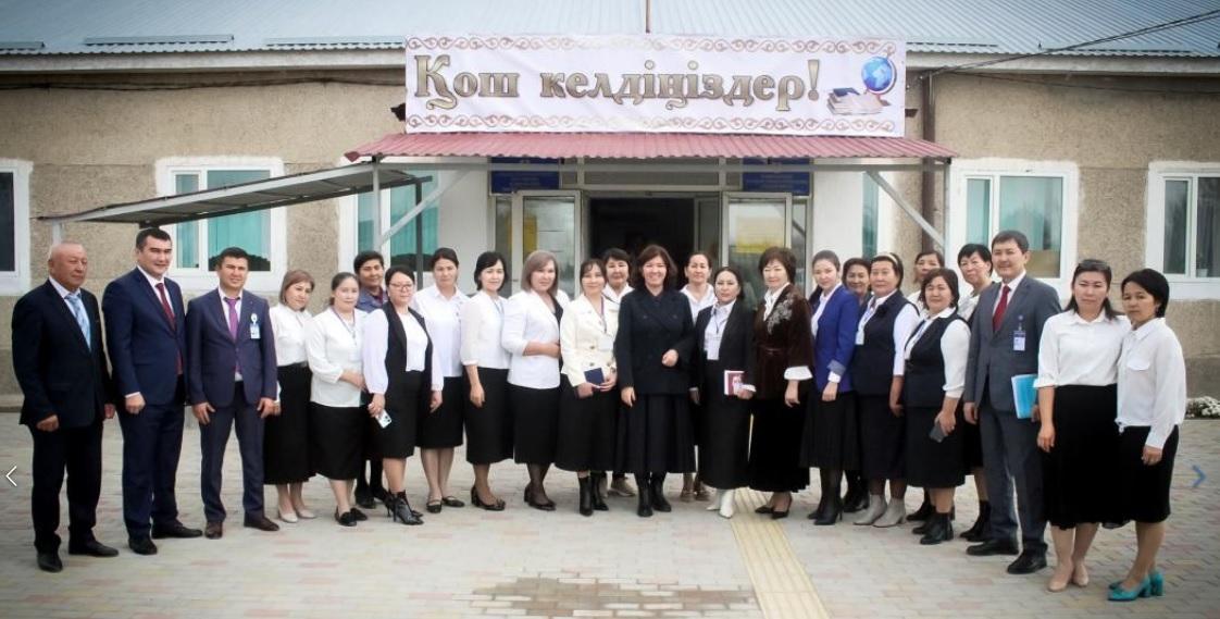 Министр просвещения Жулдыз Сулейменова побывала с рабочим визитом в Жамбылской области.
