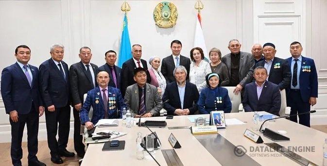 Аким Алматы встретился с участниками декабрьских событий 1986 года