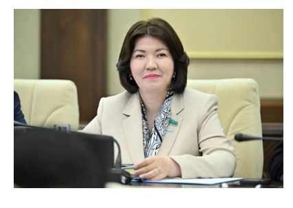 Общественности представлен проект новой Конституции страны